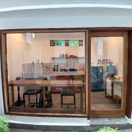 Roby Homestay Kuta  Eksteriør bilde