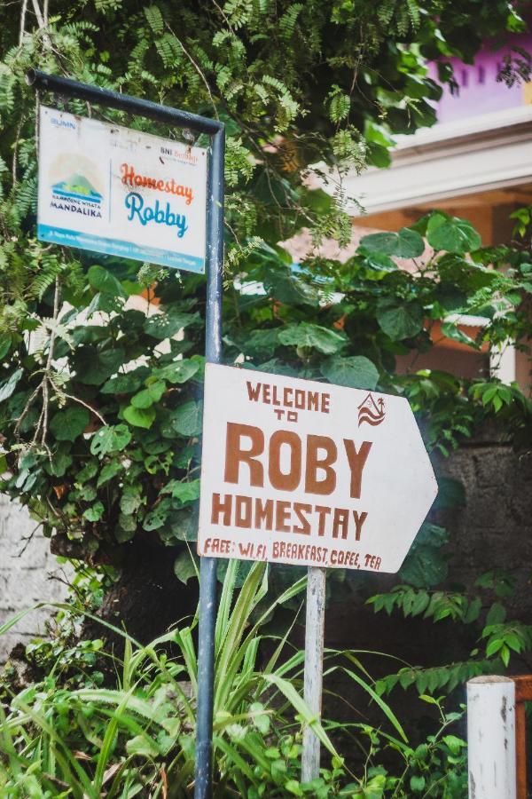 Roby Homestay Kuta  Eksteriør bilde