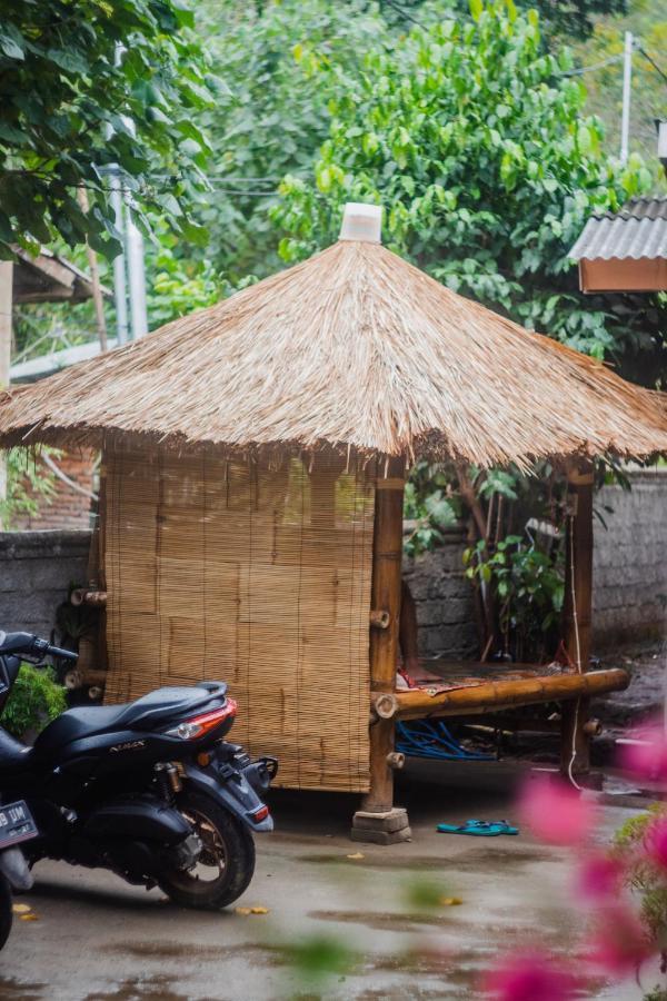 Roby Homestay Kuta  Eksteriør bilde